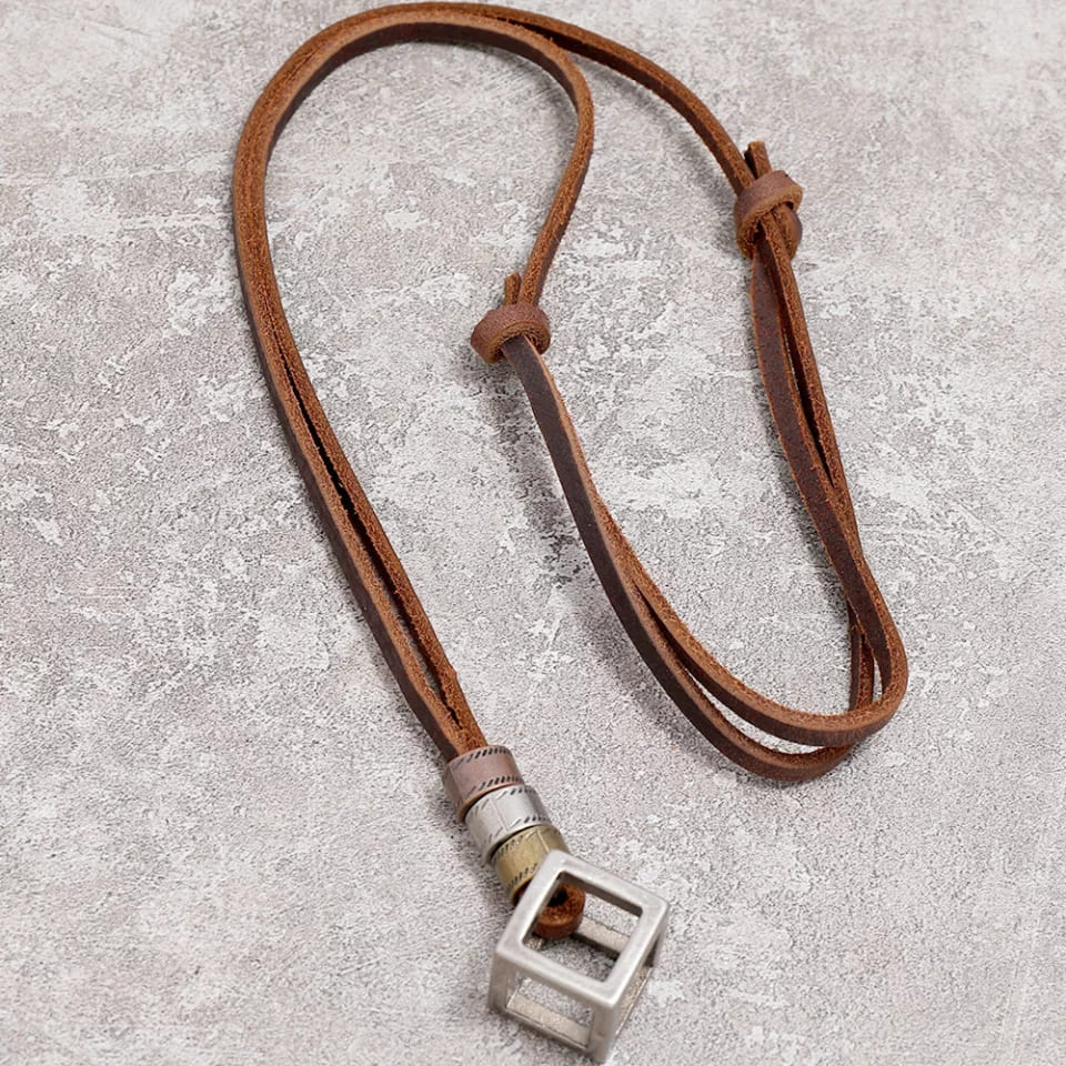 Collar cubo retro vintage