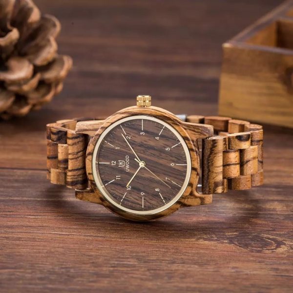 Reloj de bambú unisex con detalles dorado