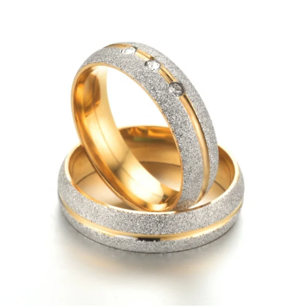 Anillos de unión dorado 